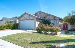 2718 E Avenue S, Palmdale, CA 93550