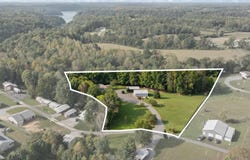 90 Little Lisa Lane, Russell Springs, KY 42642