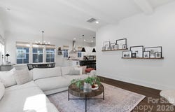 5212 Lynnville Avenue, Charlotte, NC 28205