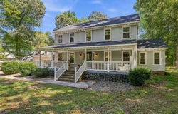 609 Fairfield Drive, Chesapeake, VA 23322
