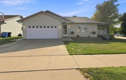 1611 SW Sunset, LeMars, IA 51031
