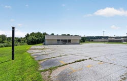 520 N Cliffside Drive, Noel, MO 64854