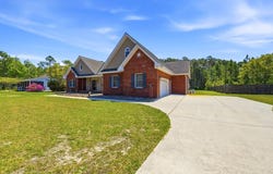 60 Hathcock Rd, Apalachicola, FL 32320