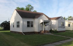 309 E Ohio Ave, George, IA 51237