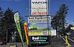 1240 CHETCO Ave, Brookings, OR 97415