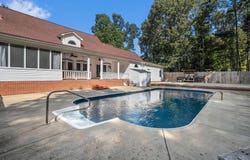 2105 OVERBROOK Cir, Jasper, AL 35504