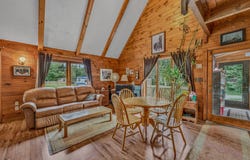 2054 Whitefield Road, Bethlehem, NH 03574