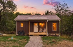 38 S Lakeside Circle, Linn Valley, KS 66040