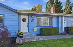 4595 DAISY St, Springfield, OR 97478