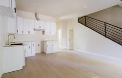 7350 Cozycroft Avenue, Winnetka, CA 91306