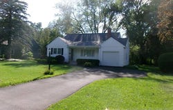 2023 Fairlawn Parkway, Niskayuna, NY 12309
