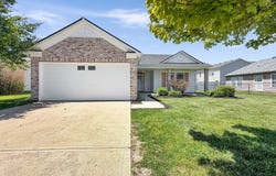 526 Bourneside Drive, Greenfield, IN 46140