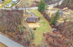134 Baldwin Rd, Collier Twp, PA 15106