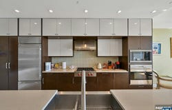 9 Somerset Lane, Edgewater, NJ 07020