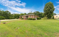 114 1st Street, Central, SC 29630