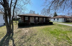 2009 W 14 Mile Road, Royal Oak, MI 48073