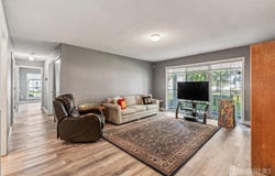 271 Kempsey Drive, North Brunswick, NJ 08902