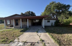 218 Graham, Kenedy, TX 78119