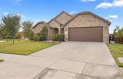 3501 Meadowtrail Lane, Denton, TX 76207