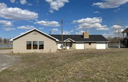 341 Mallard Ln, Craig, MO 64437