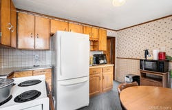 326 W Barnum Street, Ishpeming, MI 49849
