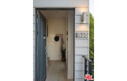 1925 Griffith Park Blvd, Los Angeles, CA 90039