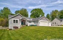 4072 Ronalds Road, Dorr, MI 49323