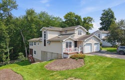 714 Garnet Lane, East Stroudsburg, PA 18301