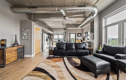 309 E 5th Street, Des Moines, IA 50309