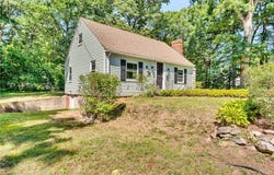 11 Sunset Avenue, Coventry, RI 02816