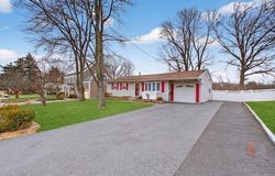 18 Cardinal Drive, Poughkeepsie, NY 12601