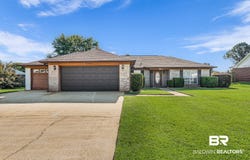 142 Pennbrooke Loop, Foley, AL 36535