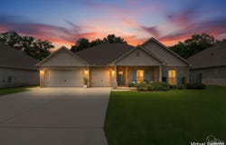 5909 Cherry Hill Cir, Pace, FL 32571