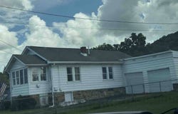 322 Combs St, Crab Orchard, WV 25827