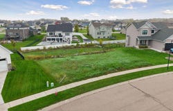 242 Lori Lane, Delano, MN 55328