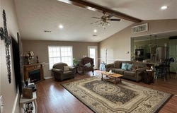 719 Norma LN, Ozark, AR 72949