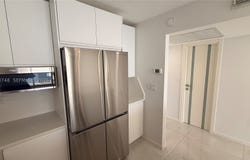 Hallandale Beach, FL 33009