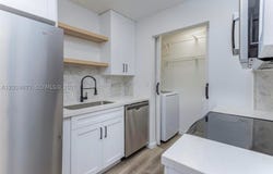 931 NE 199th St, Miami, FL 33179