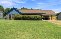 6790 AUTUMNHILL Ln, Bartlett, TN 38135