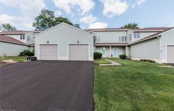 1900 Lillian Road, Stow, OH 44224
