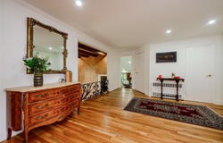 27 Ridge Drive E, Great Neck, NY 11021