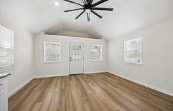 222 Houston Ave, Somerville, TX 77879