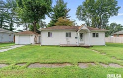 3012 E Enos Avenue, Springfield, IL 62702