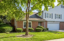7547 Farm View Circle E, Indianapolis, IN 46256