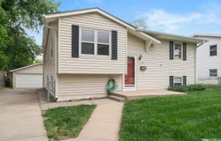 2335 S 123 Street, Omaha, NE 68144
