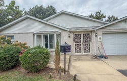 23 Greenridge Drive, Decatur, IL 62526