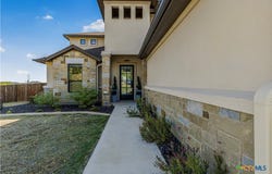 1018 Saddle Bluff Drive, Salado, TX 76571