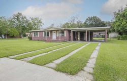 11 Ivanhoe Ave, Pensacola, FL 32534