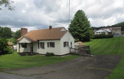 111-125 Library, Independence, VA 24348
