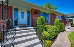 2196 OLIVE St, Eugene, OR 97405
